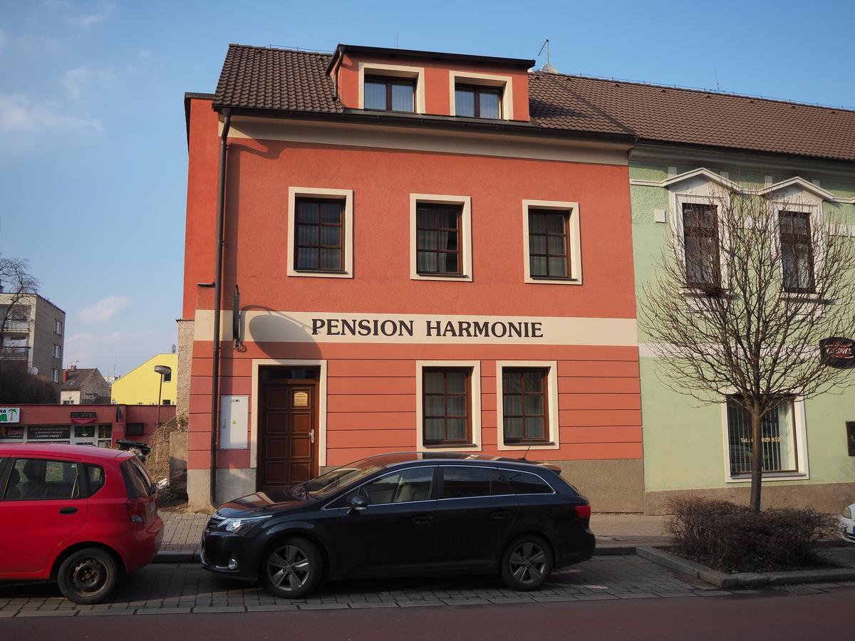 Pension Harmonie -Self Check-In Kolin Ngoại thất bức ảnh